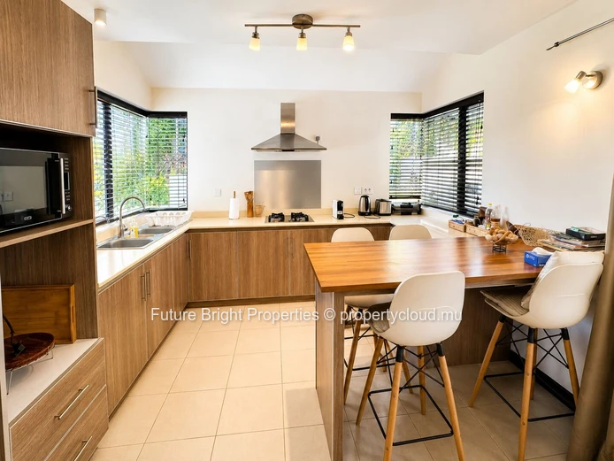 Investment Opportunity – Established Guest House In Albion