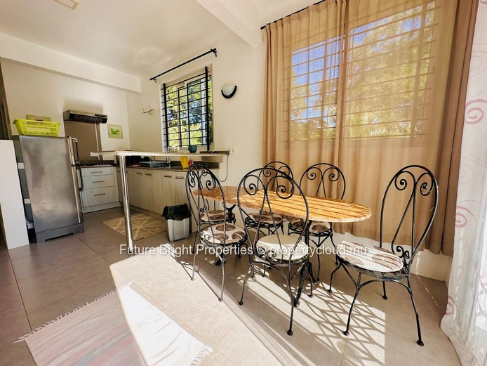 Charming Ground Floor Apartment in Flic en Flac – West Coast Living