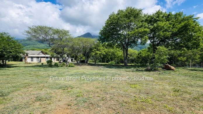 A Private Sanctuary with Majestic Mountain Views in Domaine de Palmyre