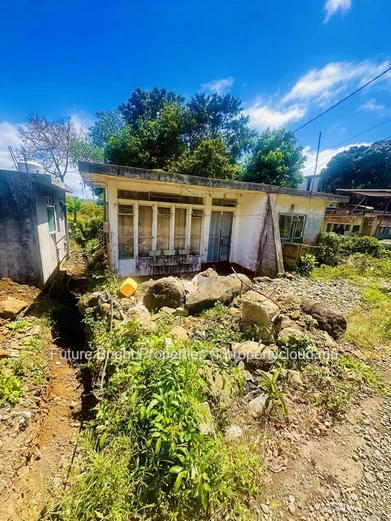 A Promising Opportunity In The Heart Of Vacoas – Spacious 10-Perch Residential Plot