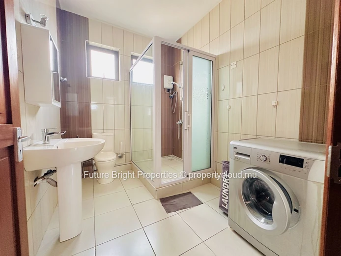 Live the Summer Dream – Beautiful Apartment for Rent in Flic en Flac