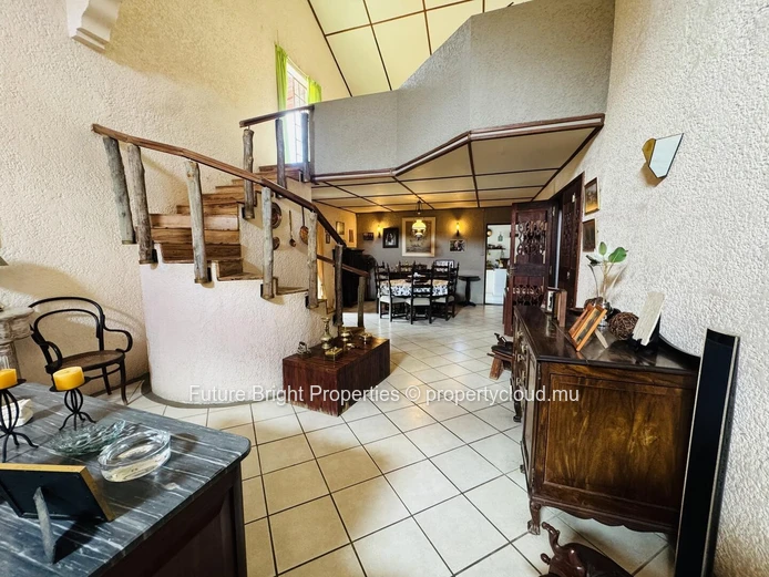 Charming House for sale in Tamarin (Sole Mandate)