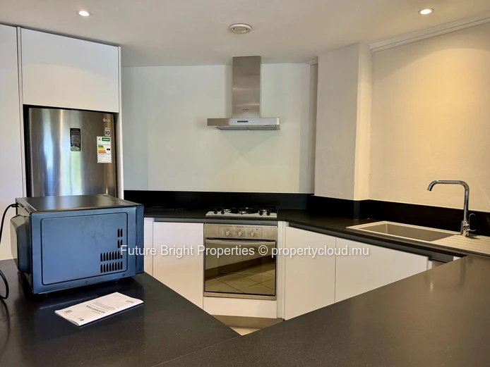Spacious 2-Bedroom Apartment in the Heart of Ruisseau Créole, Tamarin