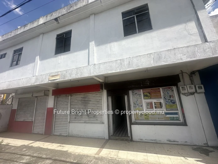 Commercial Property For Sale – Prime Main Road Location In Palma