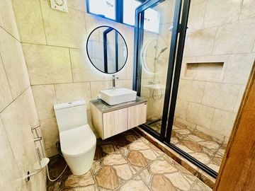3 Bedroom Townhouse, Duplex