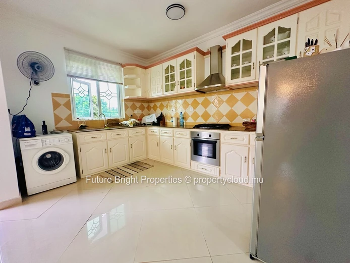 Coastal Elegance Just Steps from Flic en Flac Beach