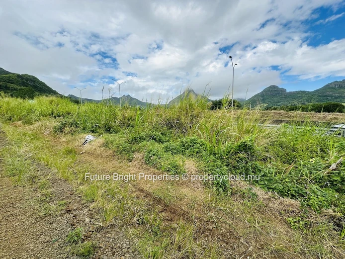 Exceptional Investment Opportunity – Prime Land for Sale on Verdun Main Road