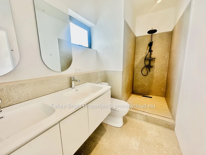 Modern 4-Bedroom House For Sale In Roches Brunes – Brand New, Secure & Ideally Located