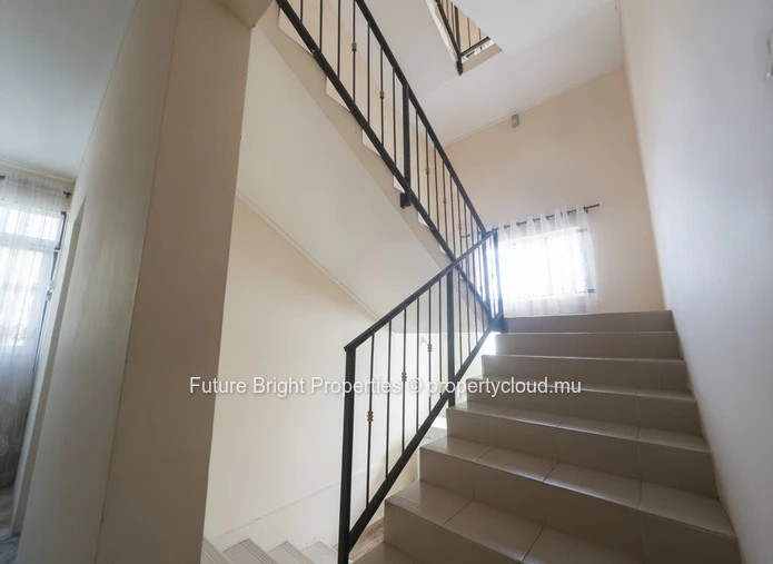 5 - Bedroom House for Sale in Poudre d'Or Hamlet