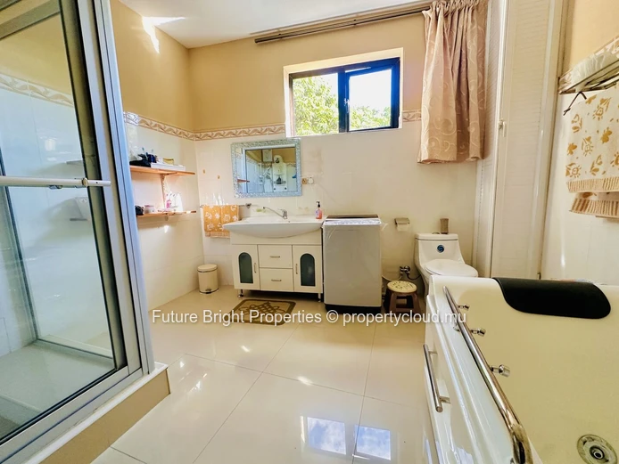 Beautifully Maintained Apartment Near Metro & Market – Rose Hill