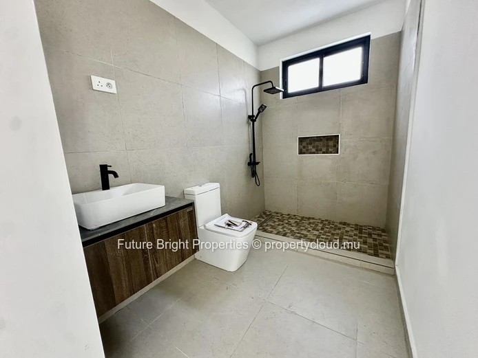 Modern 5-Bedroom Duplex In Floréal – Newly Built & Perfectly Located