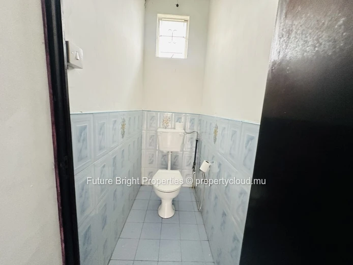 For Sale: 3-Storey House with 6 Bedrooms, Ideal for Investment