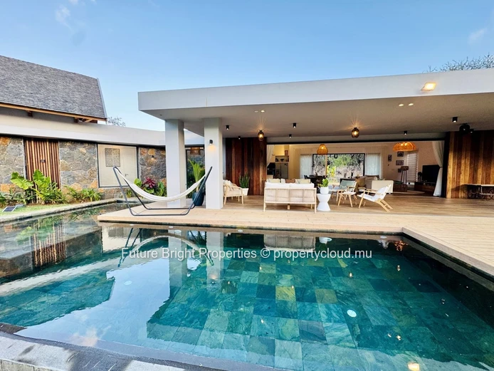 Where Nature Meets Luxury: Your Villa at Domaine de Palmyre