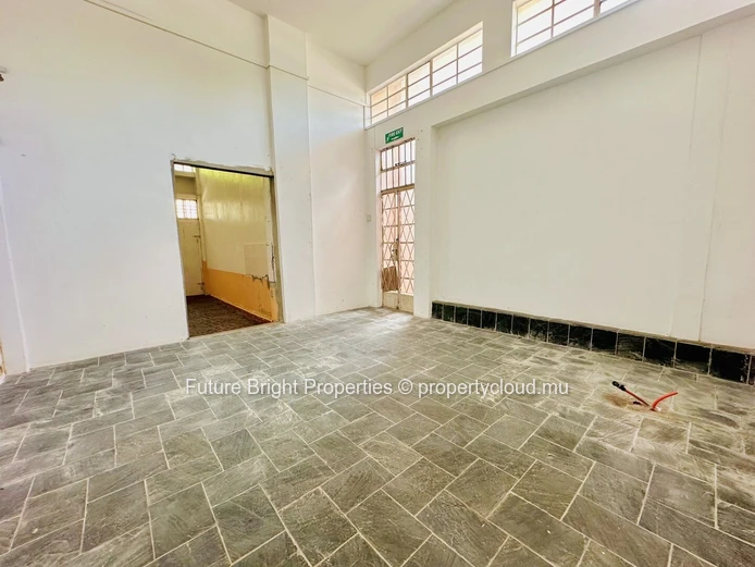 Prime Commercial Space For Rent – Allée Brillant, Floréal