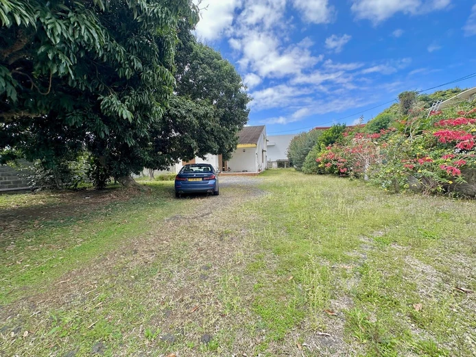 A Rare Gem in the Heart of Rose Hill – Spacious Family Home on Generous Freehold Land
