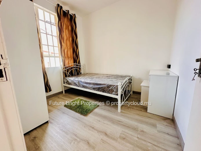 Ground-Floor Apartment in a Quiet Neighbourhood – Ideal for Couple or Individual