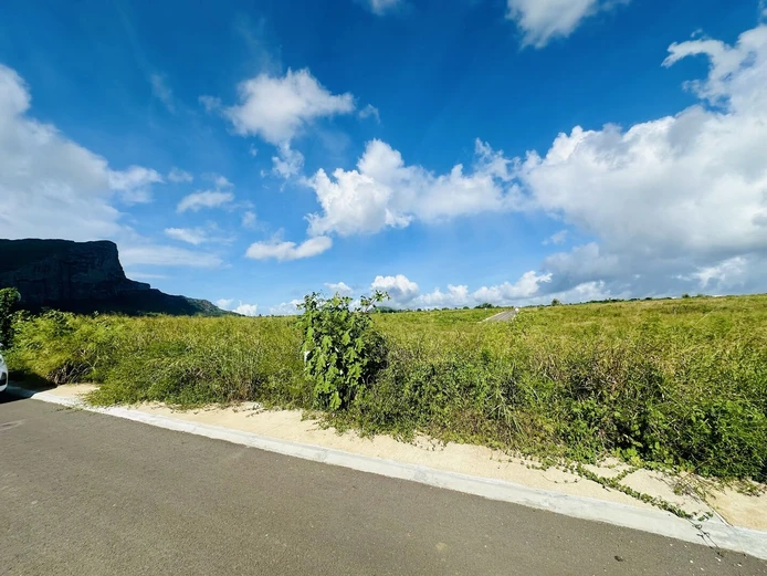 Residential Land For Sale In Pierrefonds, Palma – Beautiful Mountain View