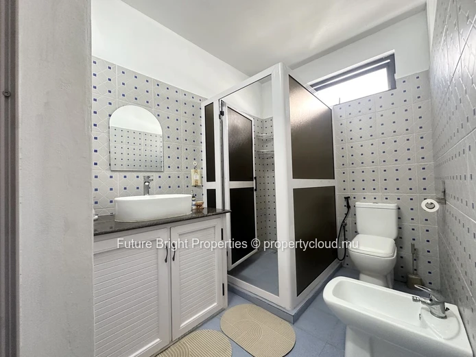 Furnished 144m² Apartment for Rent in Mont Choisy
