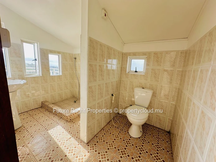 For Sale: 3-Storey House with 6 Bedrooms, Ideal for Investment