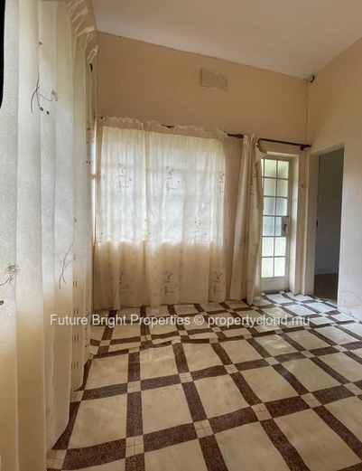 Individual House with Vast Potential in the Heart of Curepipe