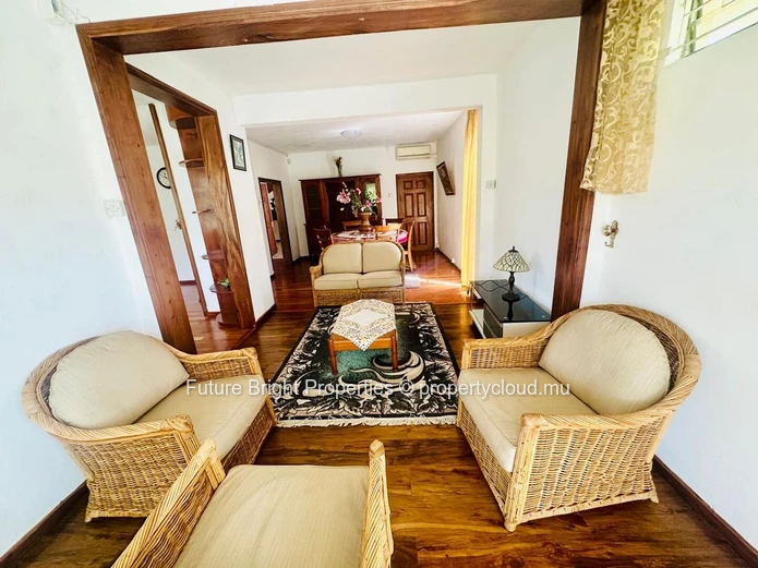 Classic Charm Awaits: Beautiful House for Sale in Roches Brunes!