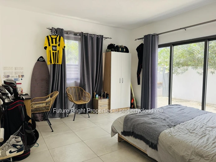 A Cozy Island Retreat in the Heart of Tamarin