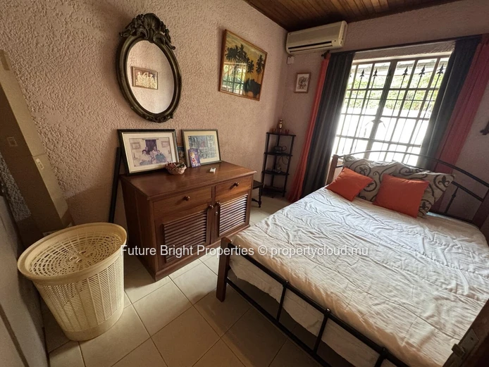 Charming House for sale in Tamarin (Sole Mandate)