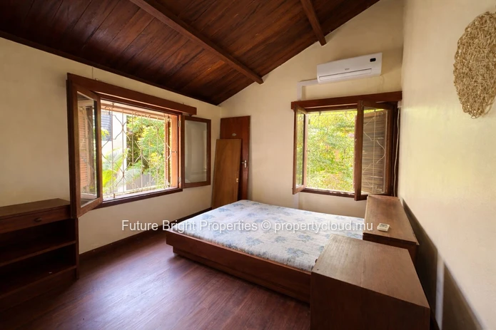 A Home with Soul in the Heart a few steps from the Beach 