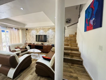 3 Bedroom Townhouse, Duplex