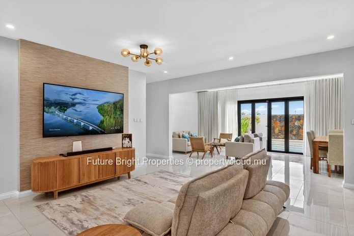 Elegant Contemporary Villa For Sale In Grand Baie – Luxury Island Living Near The Beach