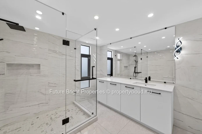 Elegant Contemporary Villa For Sale In Grand Baie – Luxury Island Living Near The Beach