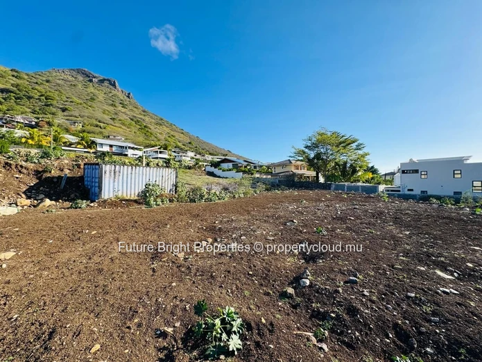 FOR SALE – Residential Land in Black Rock, Tamarin