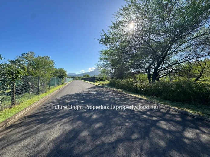 Land for Sale – Tamarin (Belouguet) 