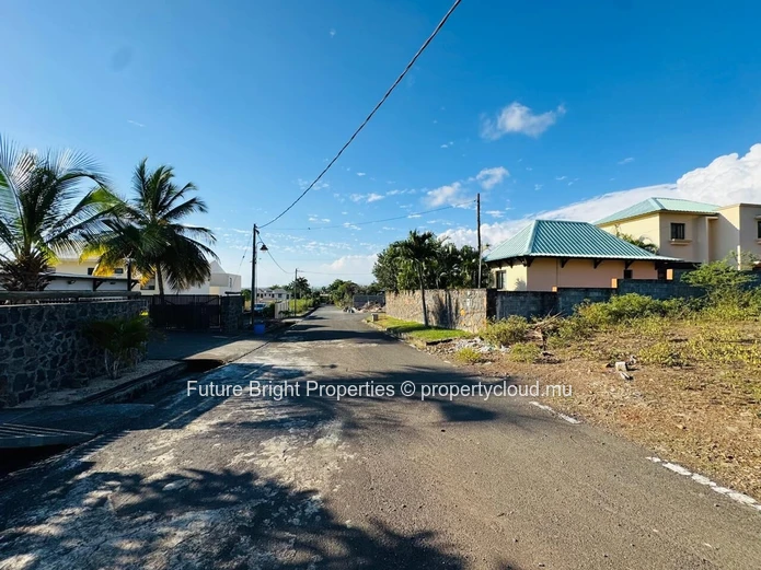 FOR SALE – Residential Land in Black Rock, Tamarin