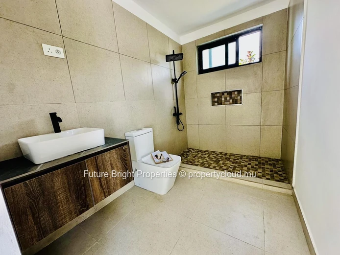 Modern 5-Bedroom Duplex In Floréal – Newly Built & Perfectly Located
