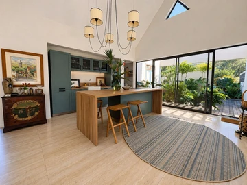 4 Bedroom Villa