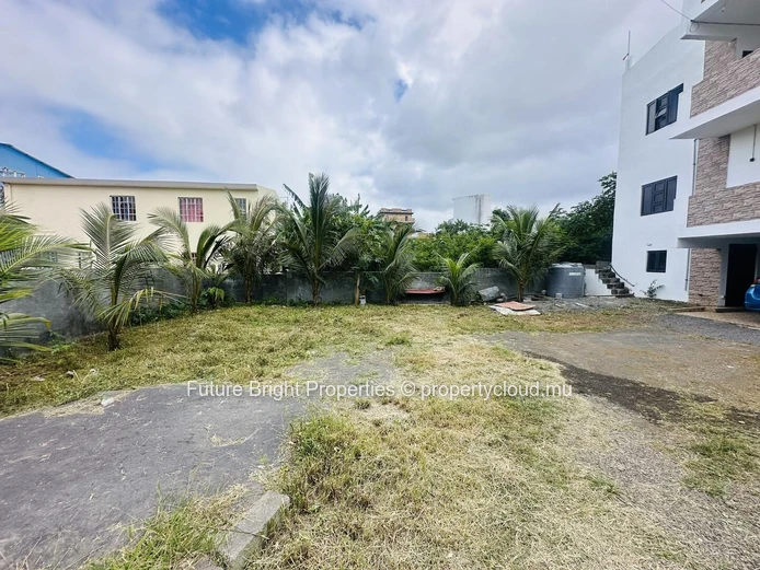 For Sale – Spacious Multi-Storey Home in Grand Gaube 