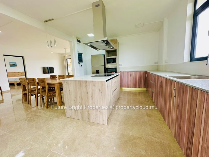Stunning 2nd Floor Apartment for Rent – Prime Location near Grand Baie