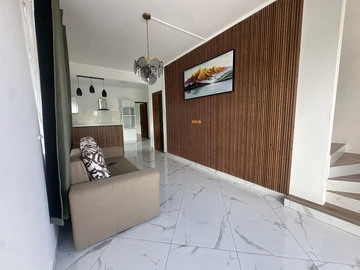 4 Bedroom Townhouse, Duplex