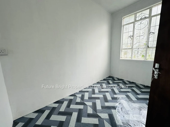 For Sale: 3-Storey House with 6 Bedrooms, Ideal for Investment