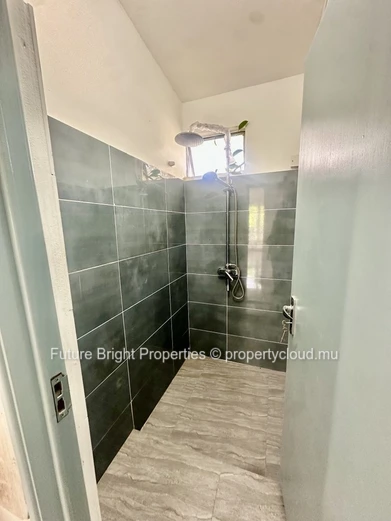 Spacious Renovated Family Home For Sale – Coromandel