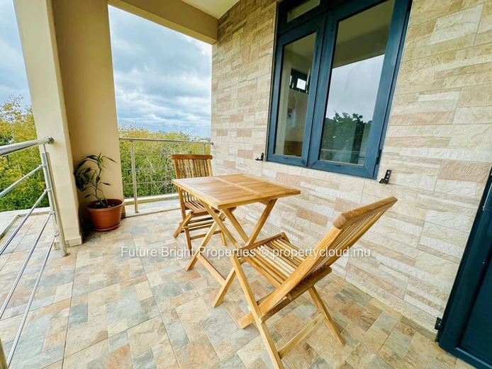 Stunning 2nd Floor Apartment for Rent – Prime Location near Grand Baie