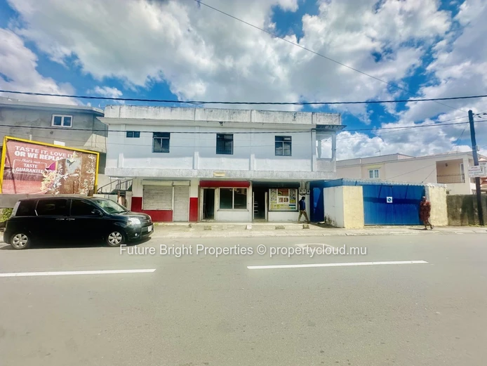 Commercial Property For Sale – Prime Main Road Location In Palma