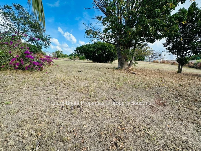 Prime Residential Plot for Sale in Morcellement Terre d’Albion – Ideal Location, Endless Potential!