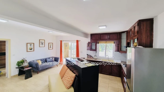 Charming 2-Bedroom Penthouse for Rent in the North of the Island