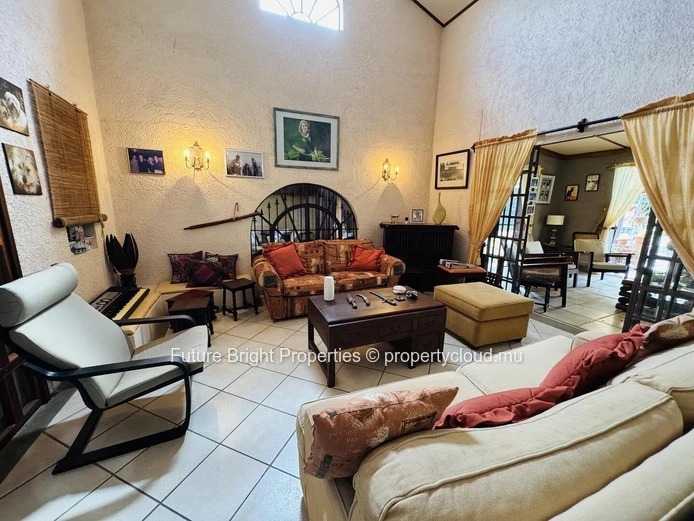 Charming House for sale in Tamarin (Sole Mandate)
