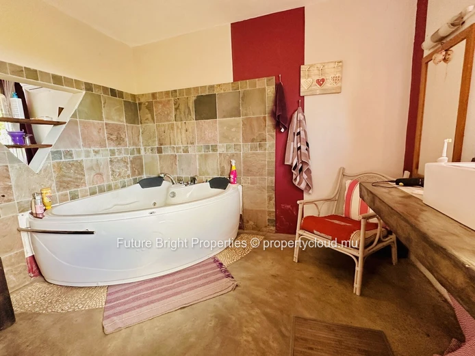 A Serene Nature Retreat in Morcellement Belle Vue Phare – A Home of Peace, Space & Elegance