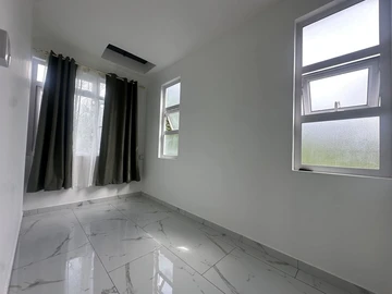 4 Bedroom Townhouse, Duplex