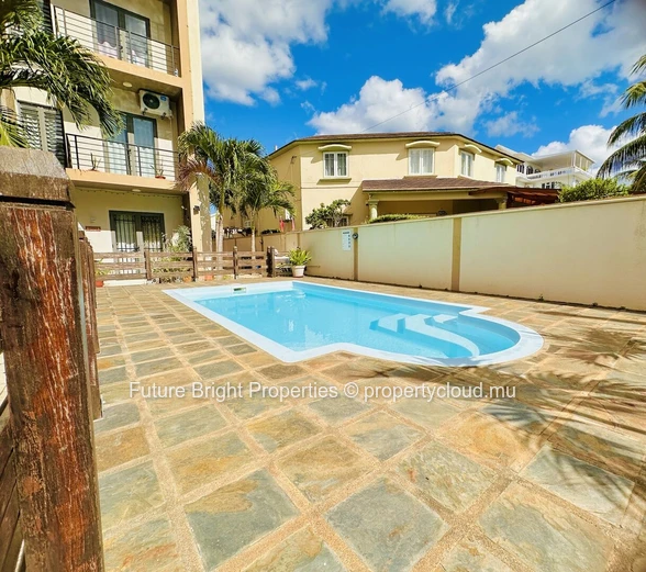 Live the Summer Dream – Beautiful Apartment for Rent in Flic en Flac