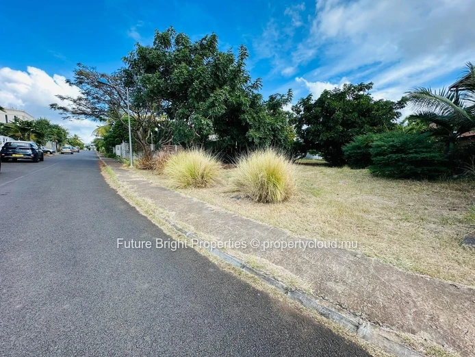 Prime Residential Plot for Sale in Morcellement Terre d’Albion – Ideal Location, Endless Potential!